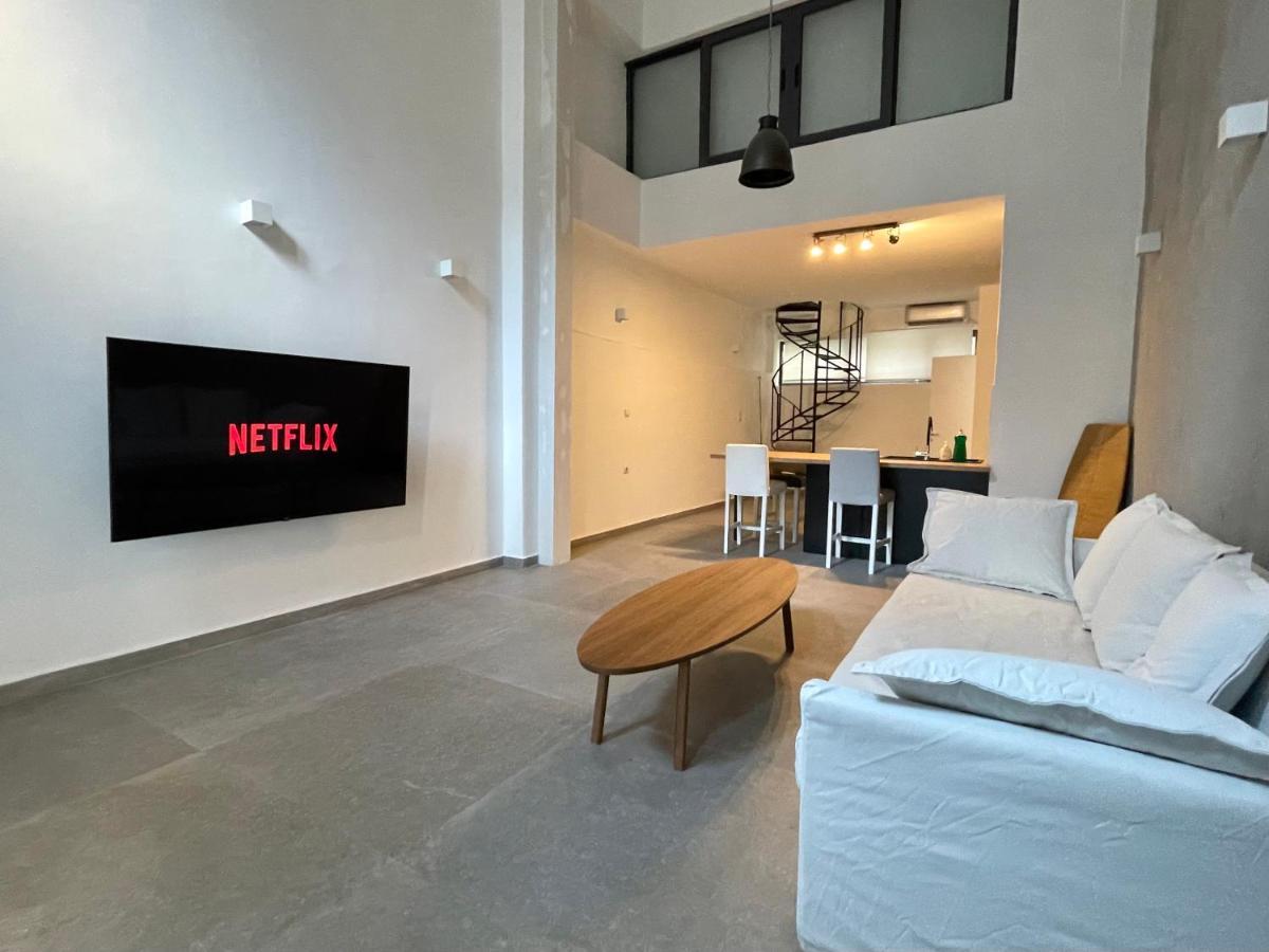 Loft Studio In Pagrati Apartment เอเธนส์ ภายนอก รูปภาพ